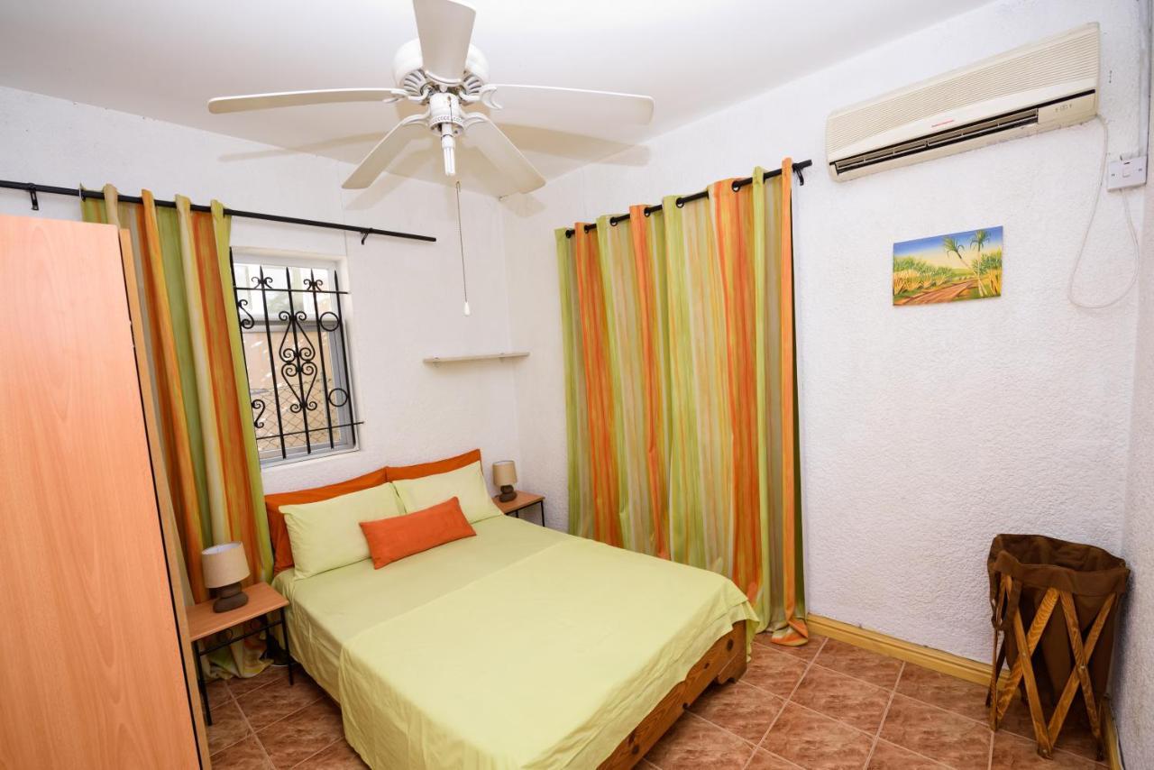 Residence Dream Lodge Flic en Flac Exterior foto